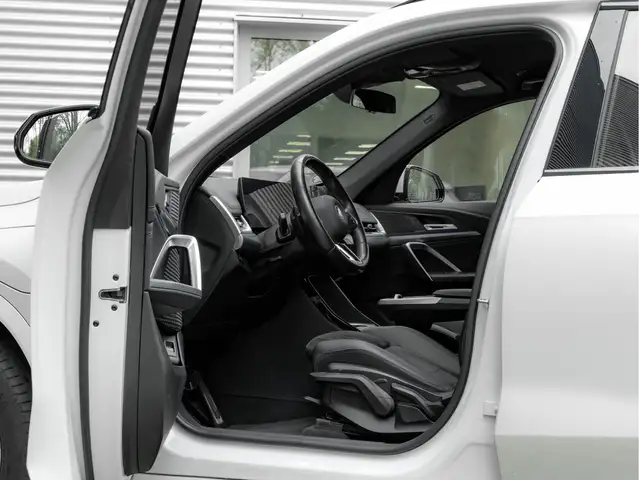BMW X1 view 15