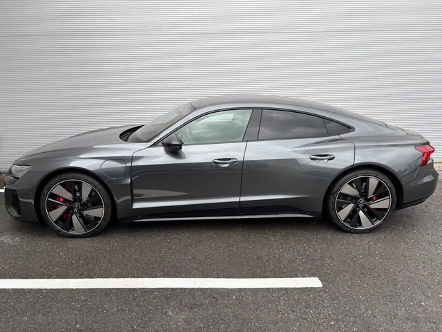 Audi e-tron GT RS basis quattro Grau - 2