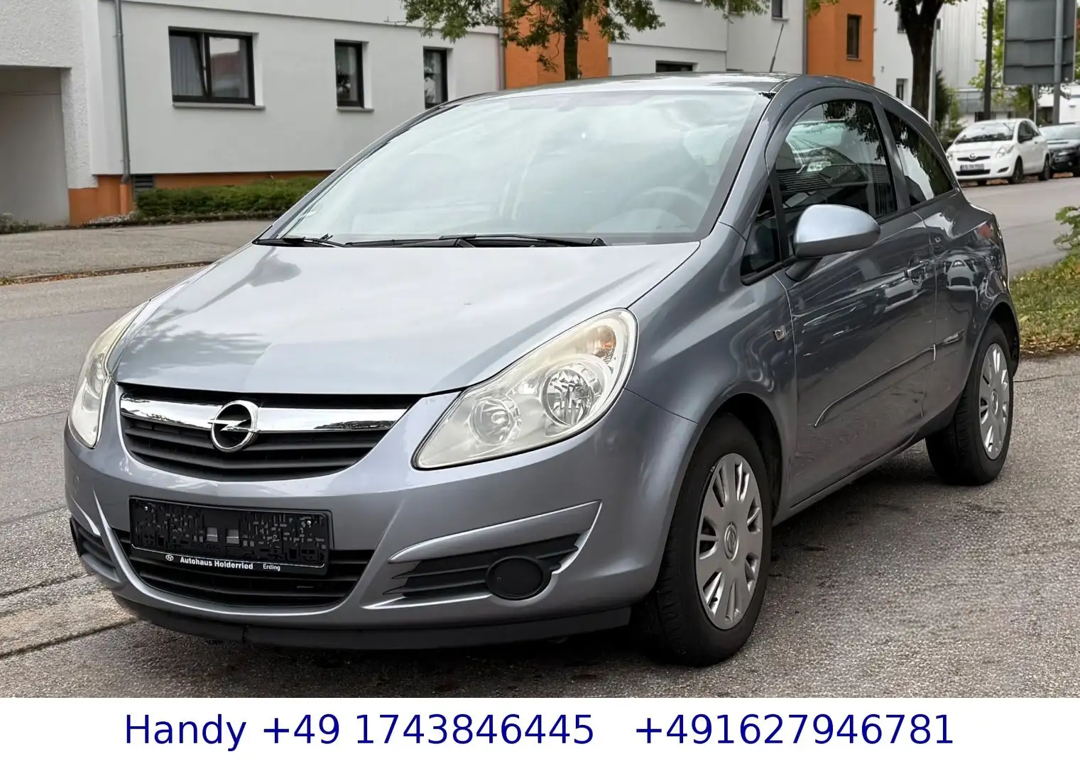 Opel Corsa D 1.2i /Nur 72tkm/S-Heft/Klima/TÜV 05.2026 Silber - 1