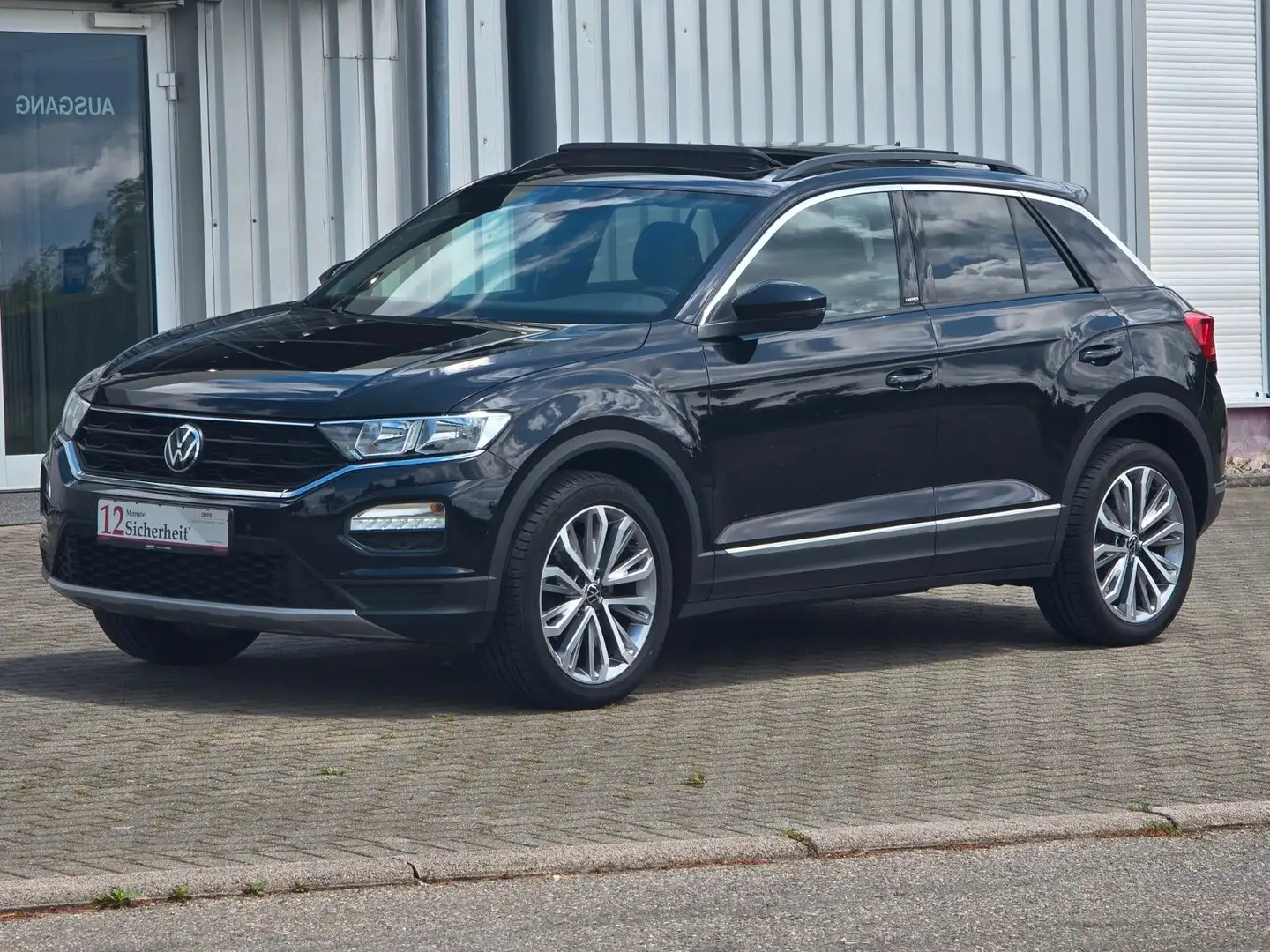 Volkswagen T-Roc United 2.0 TDI/NAVI/PANORAMA/DIGITACHO Schwarz - 1