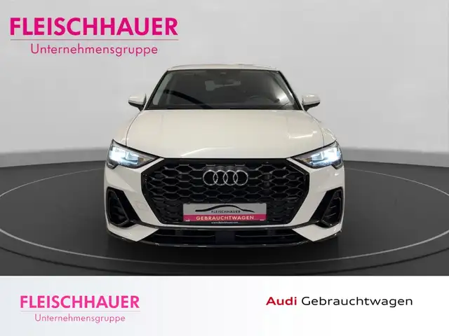 Audi Q3 view 2
