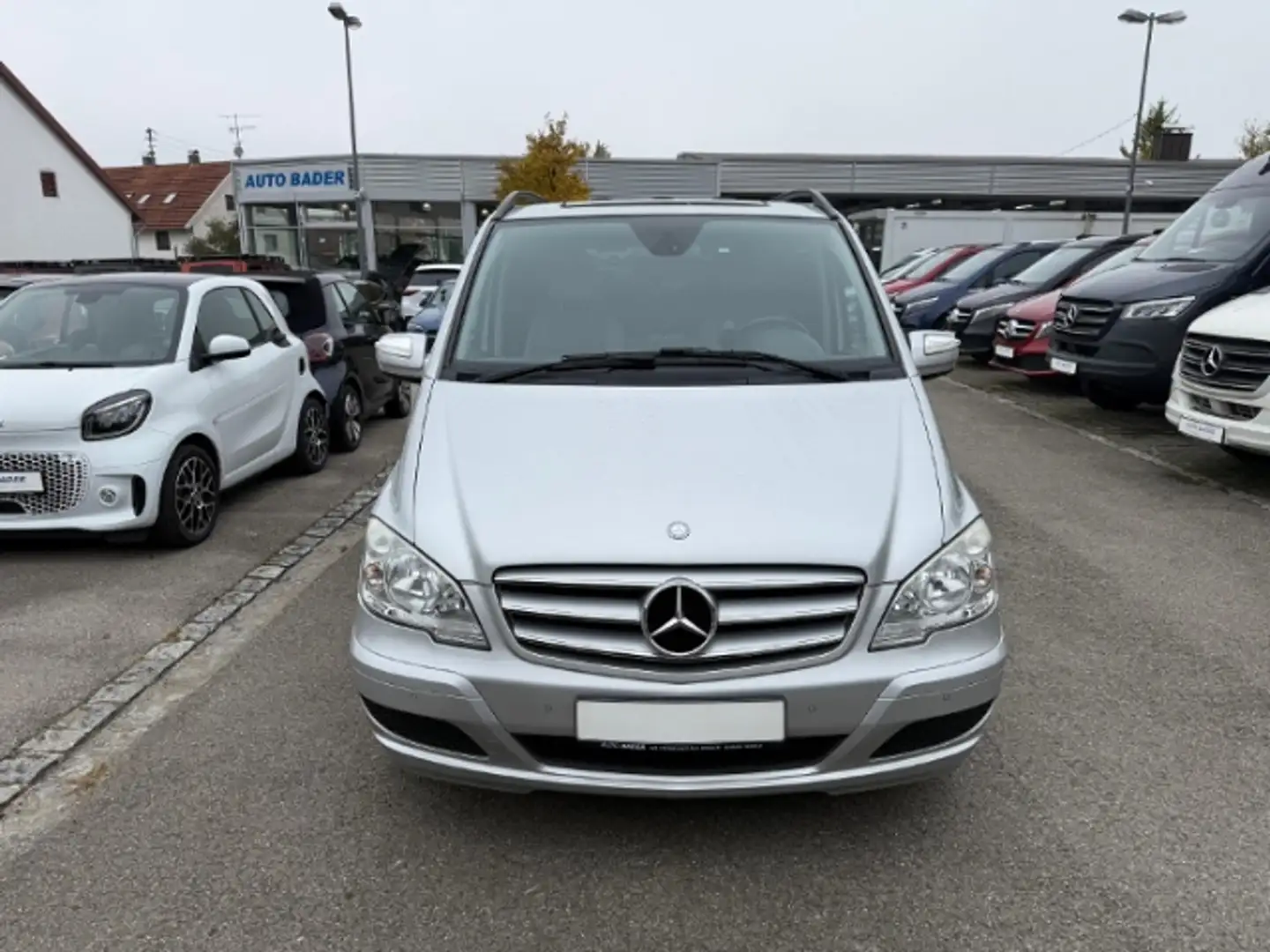Mercedes-Benz Viano 2.2 CDI lang Nav 2Schiebetü AHK Pano 8fach Argento - 2