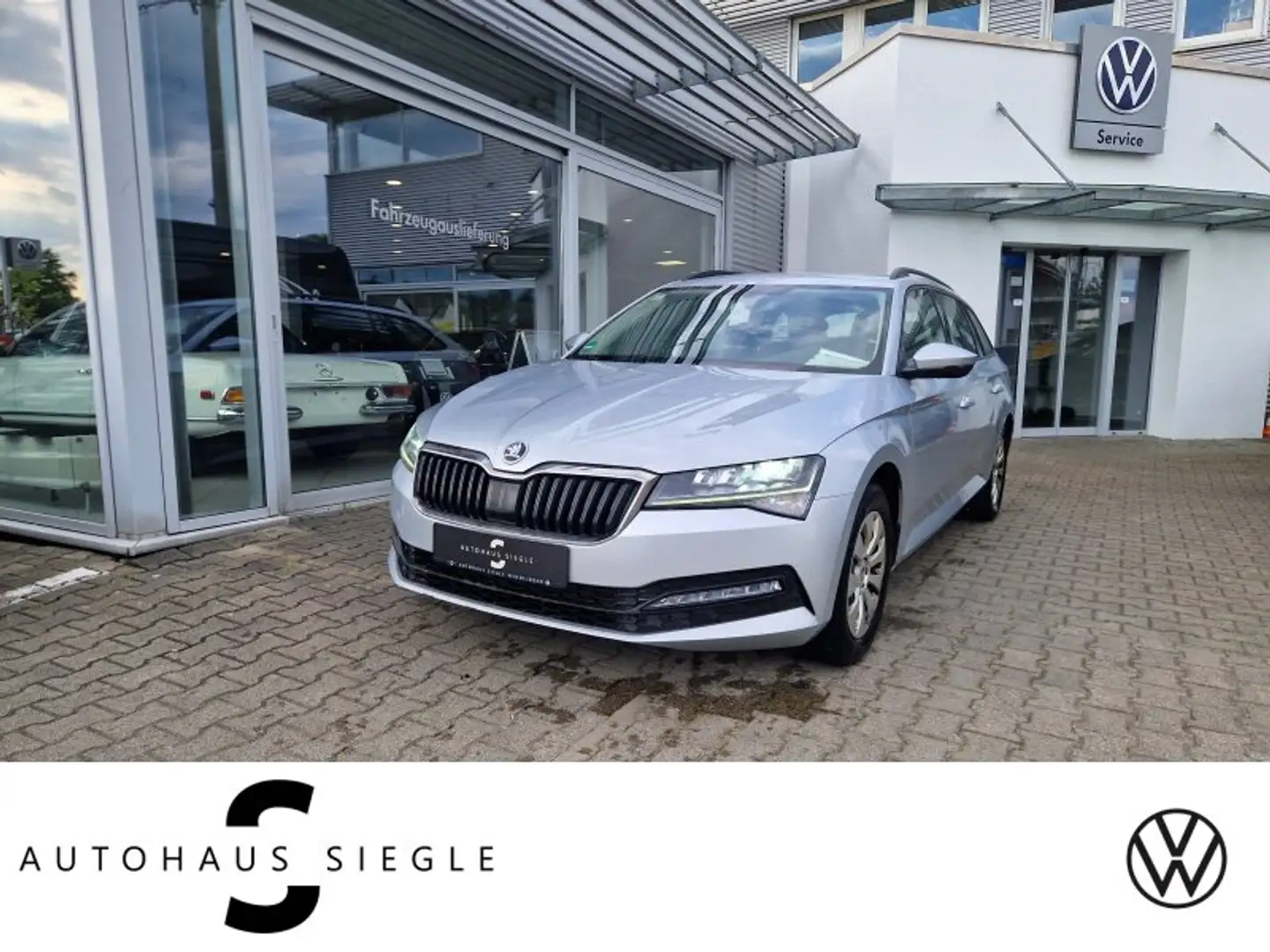 Skoda Superb Combi 2.0 TDI Tempomat LED Climatic Smart Link Vir Zilver - 1