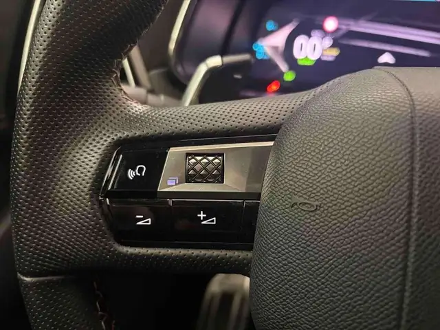 DS Automobiles DS 7 -47% 1.6 HYB 225cv BVA Sport+GPS+RADARS