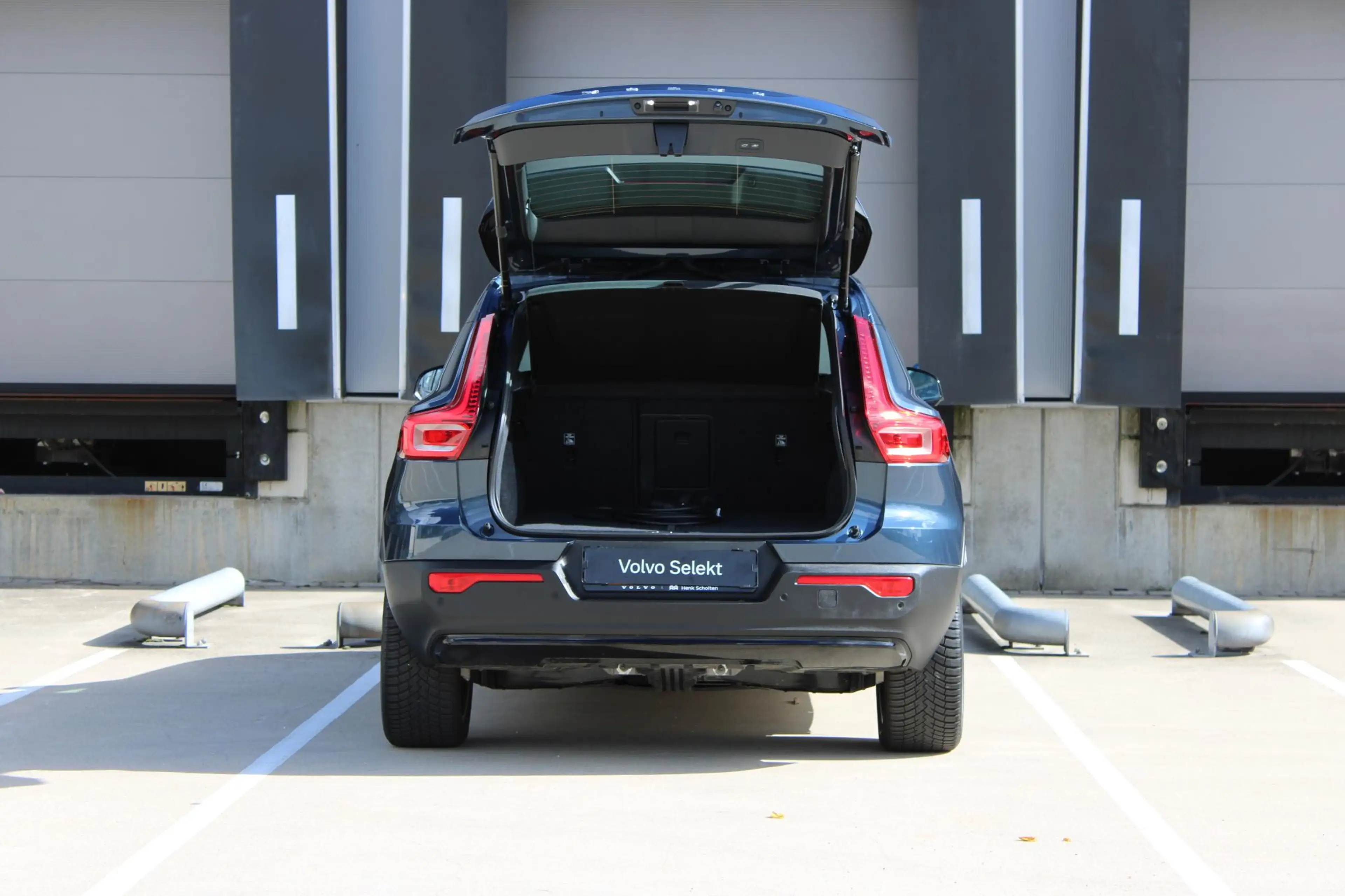 Volvo EX40 Single Motor Extended Range Plus 82 kWh | Trekhaak — photo 6