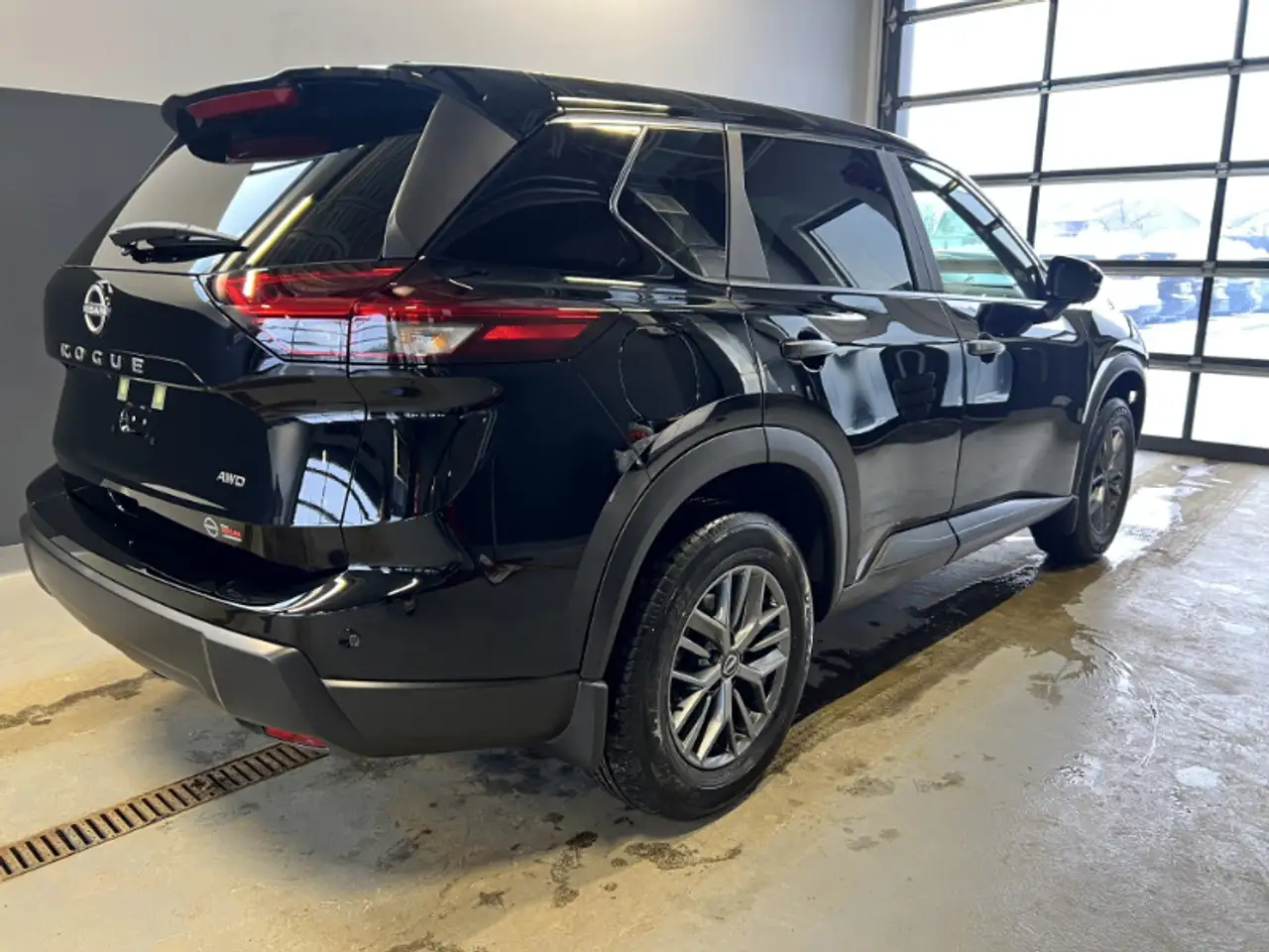 Nissan Rogue снимка Nissan Rogue