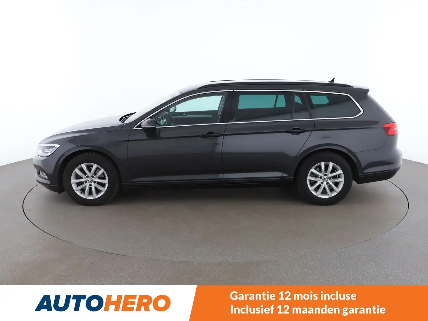 Volkswagen Passat 1.6 TDI Comfortline BlueMotion Grijs - 2