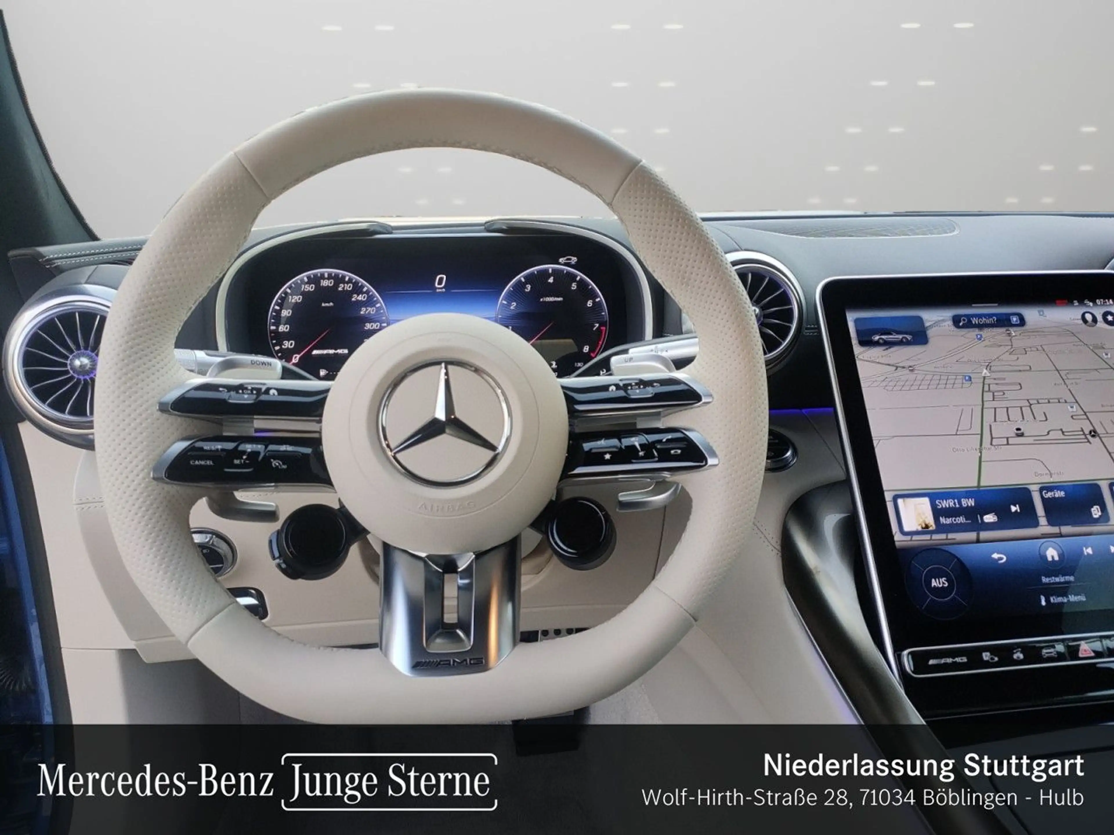 Mercedes-Benz SL 63 AMG Cab. 4M Fahrass WideScreen Sportpak HUD — photo 12