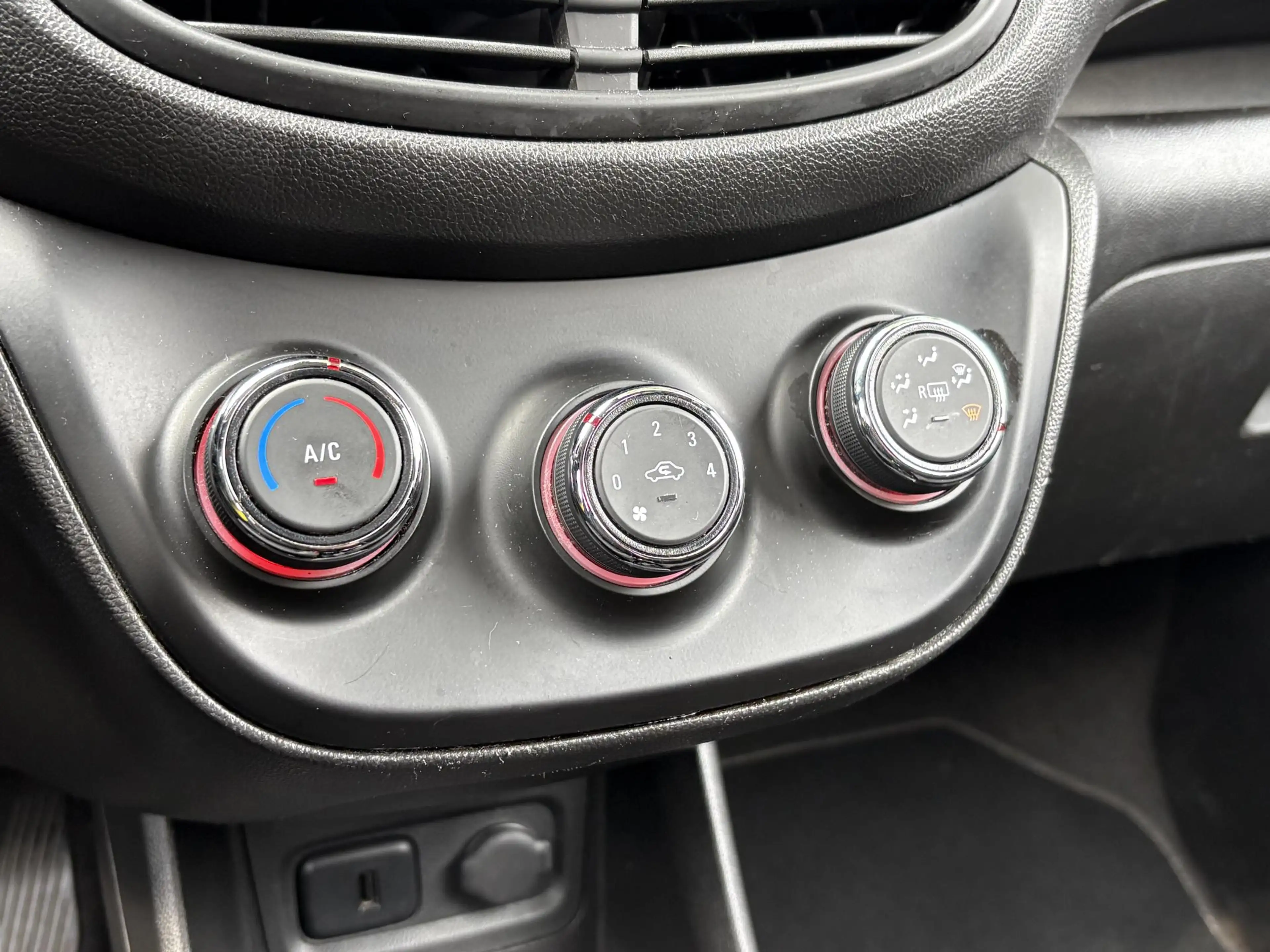 Opel Karl 1.0 ecoFLEX Edition - Airconditioning - Cruise Con — photo 21