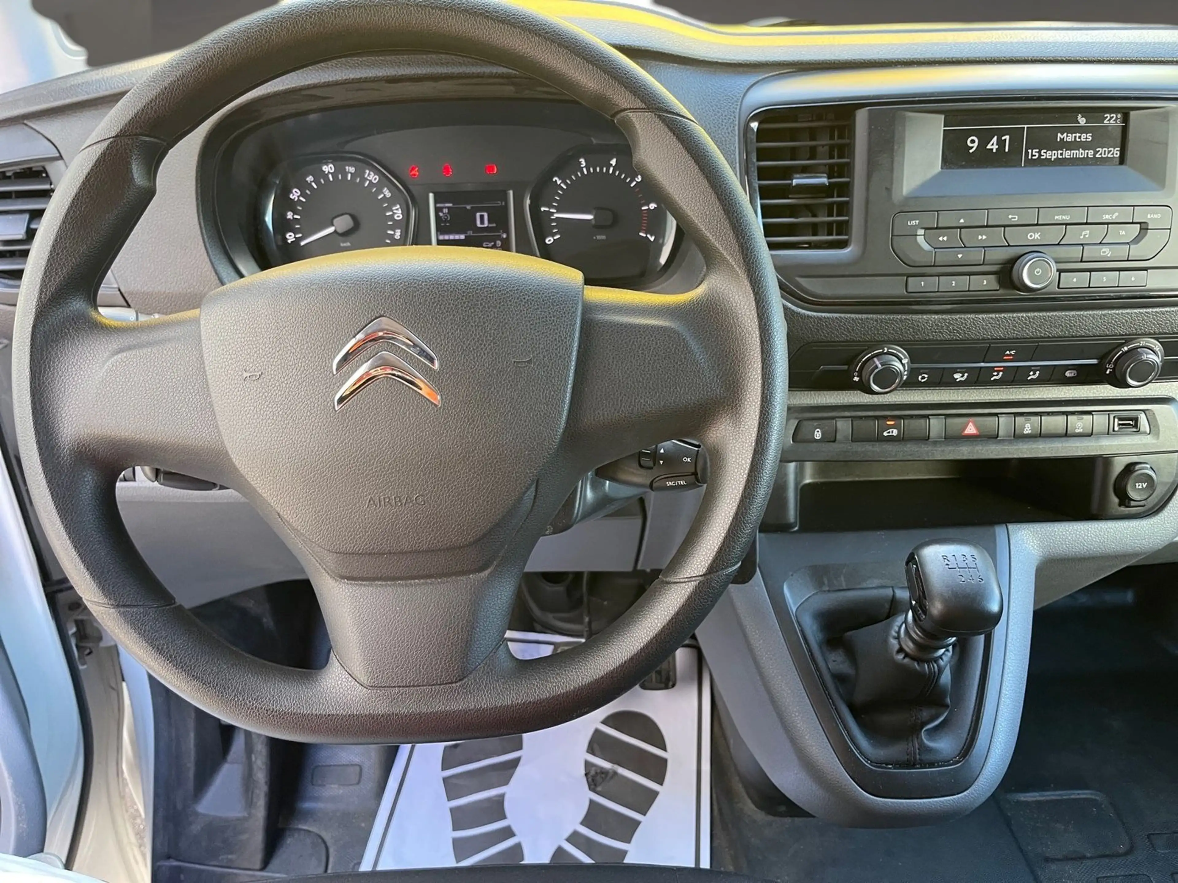 Citroen Jumpy Control M L2 H1 Klimaanlage 1.Hand 3Sitzer — photo 10