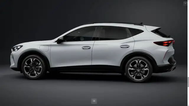 Cupra Formentor view 3