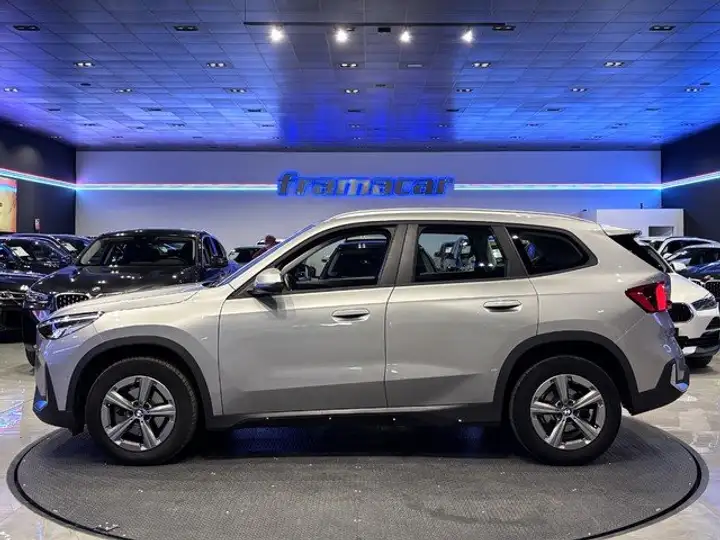 BMW X1 2023, foto 8