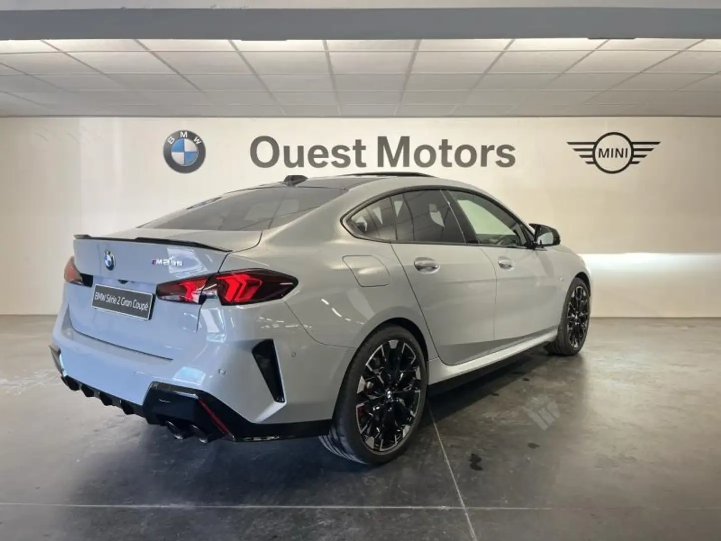 BMW 235 M235 300ch M Performance xDrive DKG7 Gris - 2