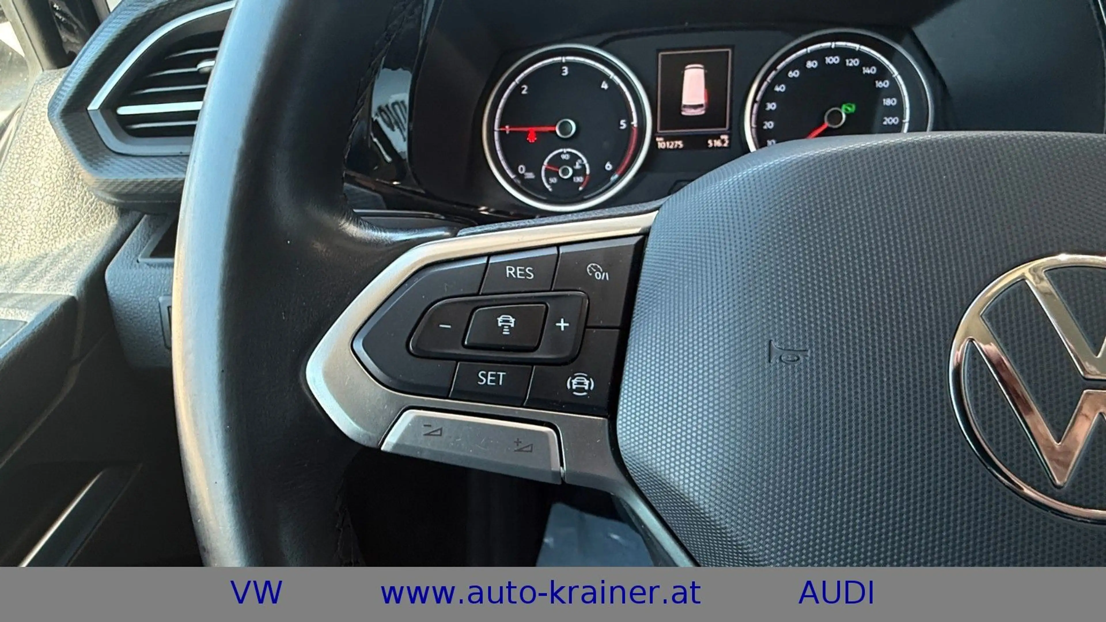 Volkswagen T6.1 Multivan Trendline TDI DSG 4MOTION — photo 8