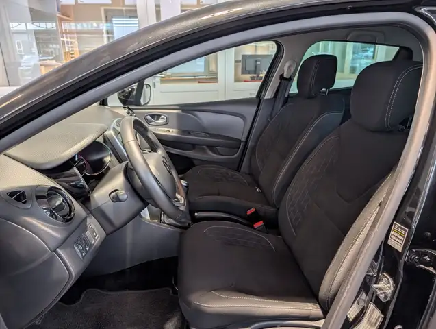 Renault Clio view 7