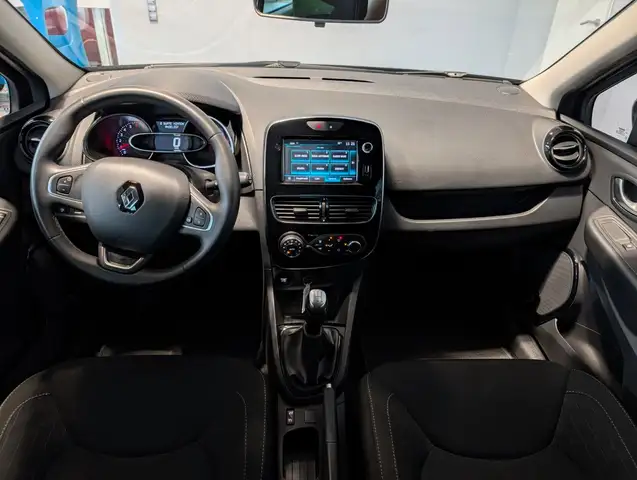 Renault Clio view 13