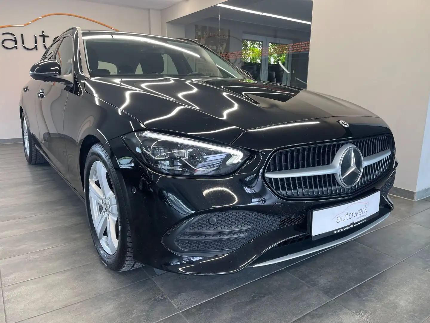 Mercedes-Benz C 200 T d*1HD/9G/LED/Navi/ALU/Sitzhzg/Display* Noir - 1