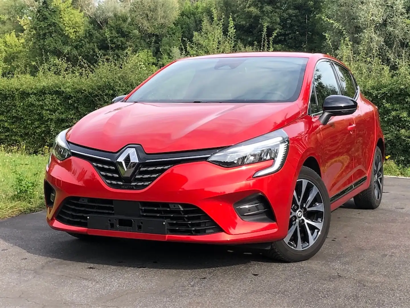 Renault Clio 1.0 TCe 90 Techno GPS Caméra Apple CarPlay Rouge - 1