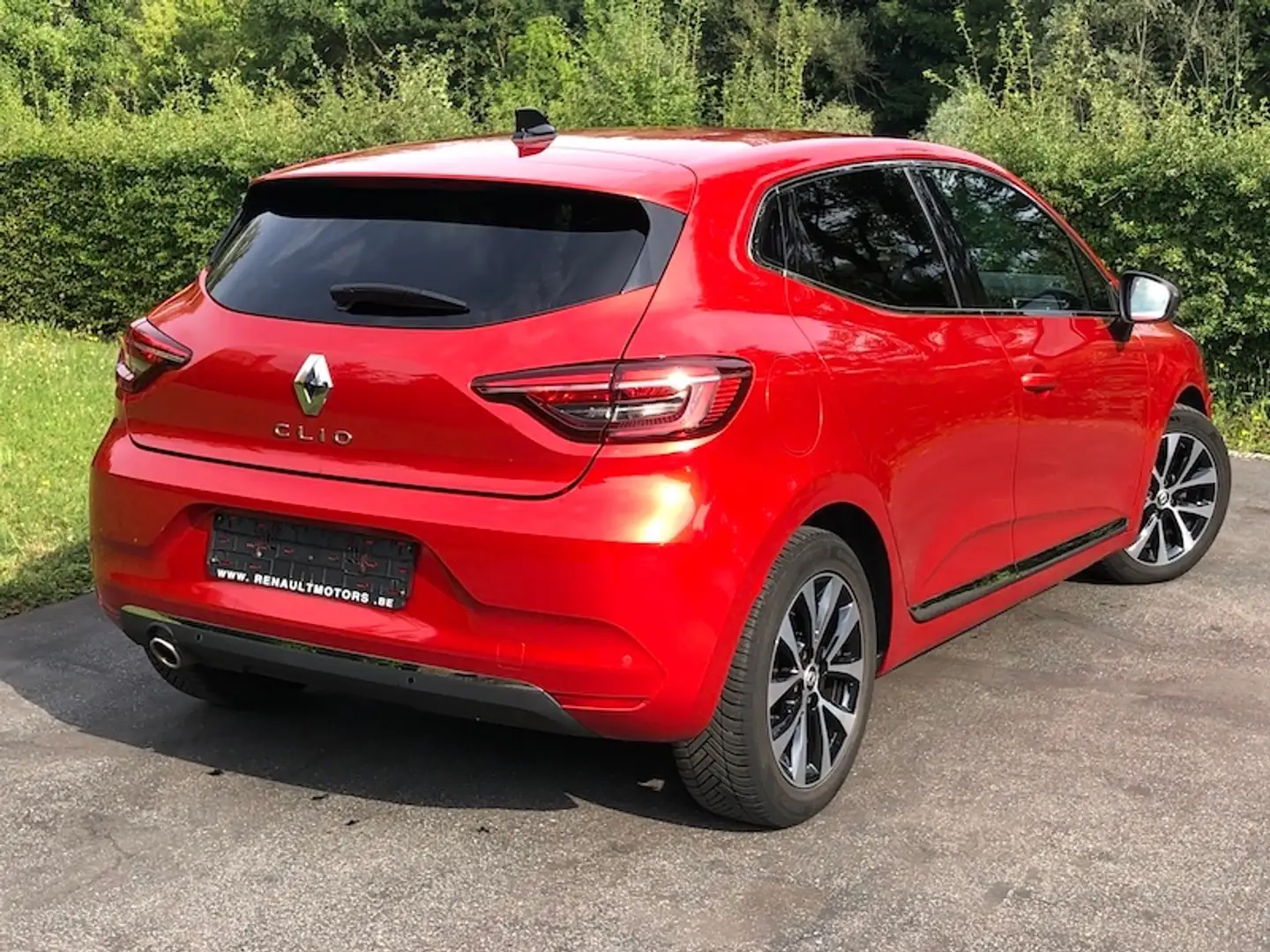 Renault Clio 1.0 TCe 90 Techno GPS Caméra Apple CarPlay Rouge - 2