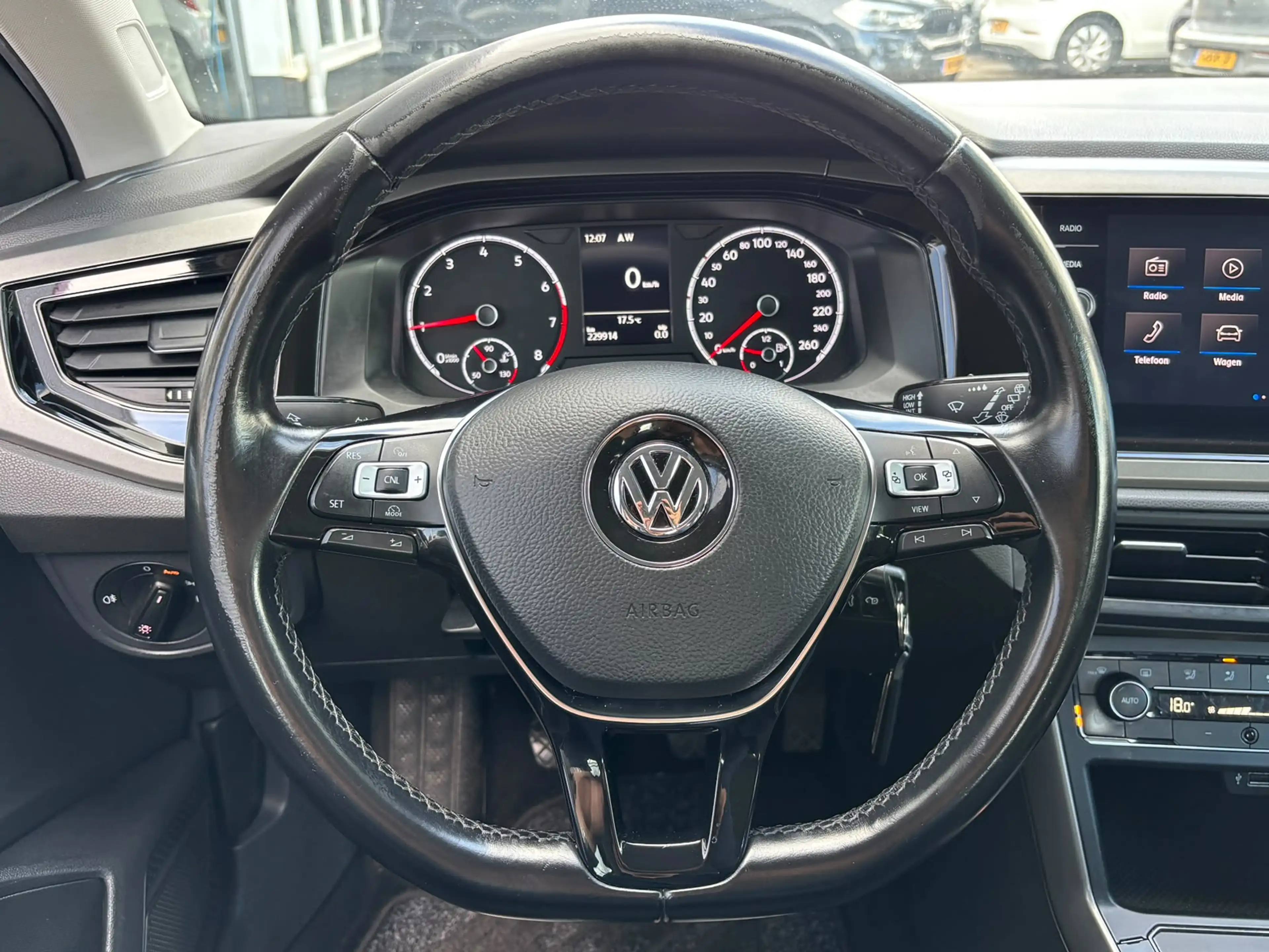 Volkswagen Polo 1.0 Highline | Apple Carplay | Stoelverwarming | P — photo 15