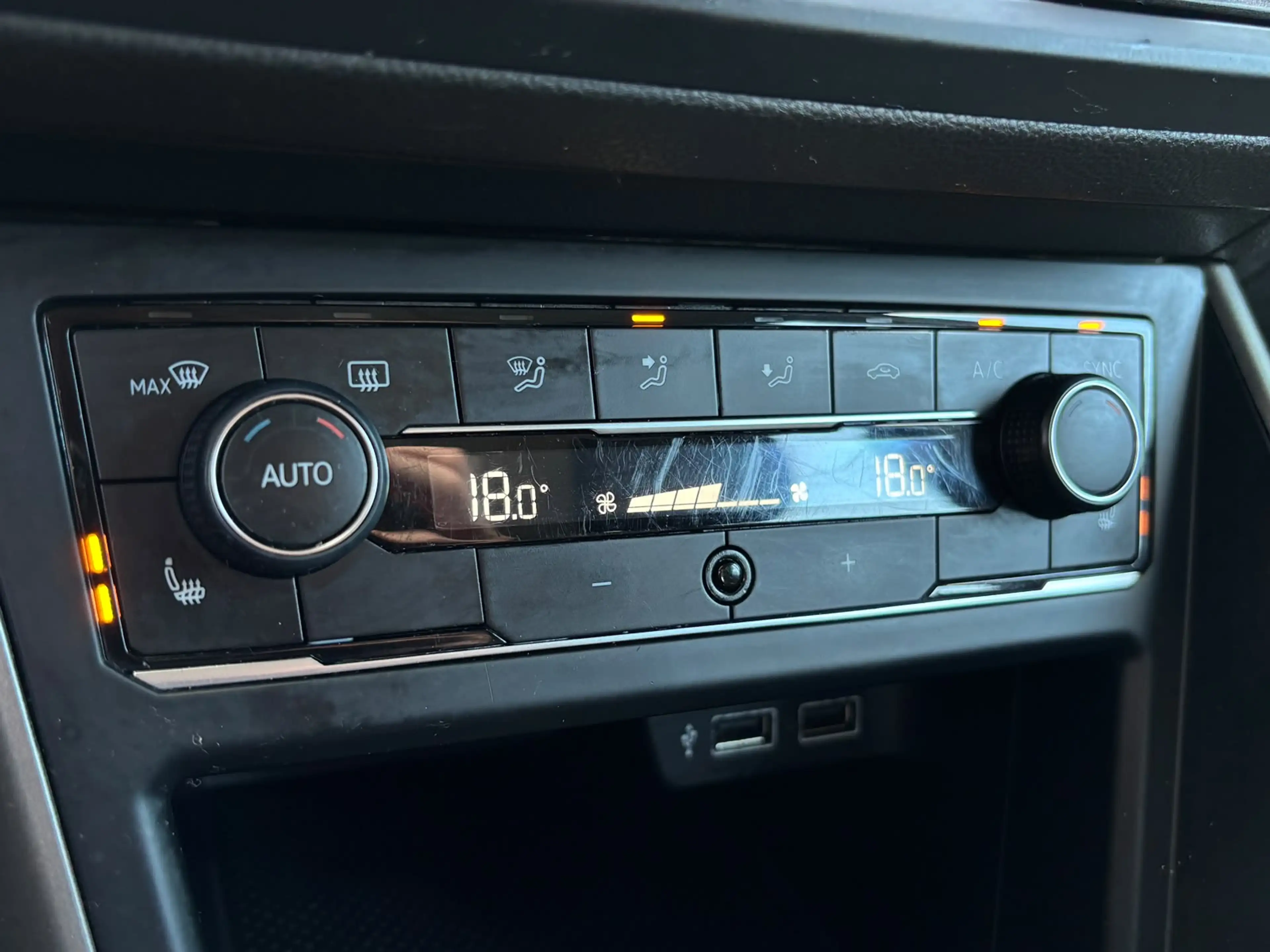 Volkswagen Polo 1.0 Highline | Apple Carplay | Stoelverwarming | P — photo 6