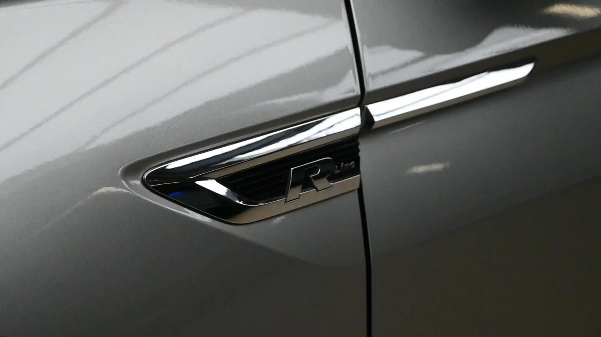Volkswagen Tiguan 1.4 TSI Connected Series | NL auto | Elektrische k Gris - 2
