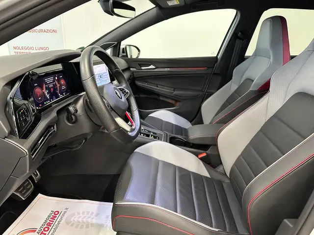Volkswagen Golf view 11