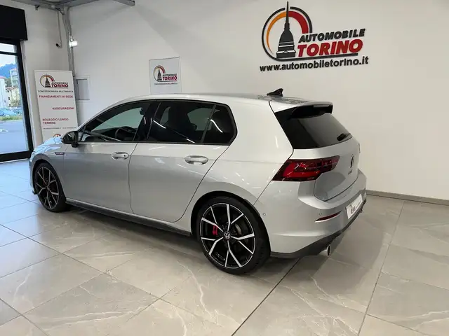 Volkswagen Golf view 6