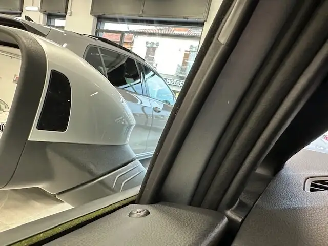Volkswagen Golf view 16
