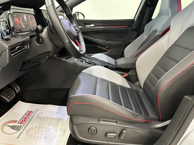 Volkswagen Golf view 12