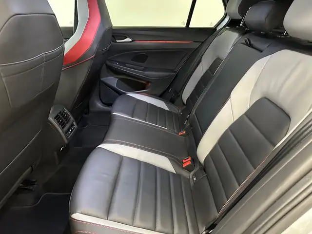Volkswagen Golf view 8