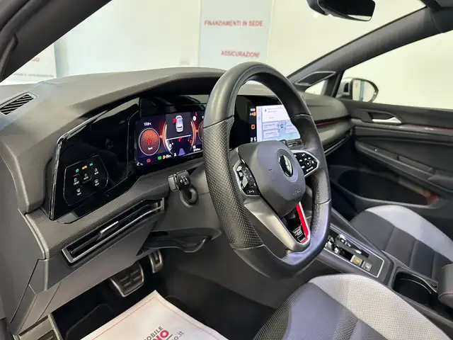 Volkswagen Golf view 14