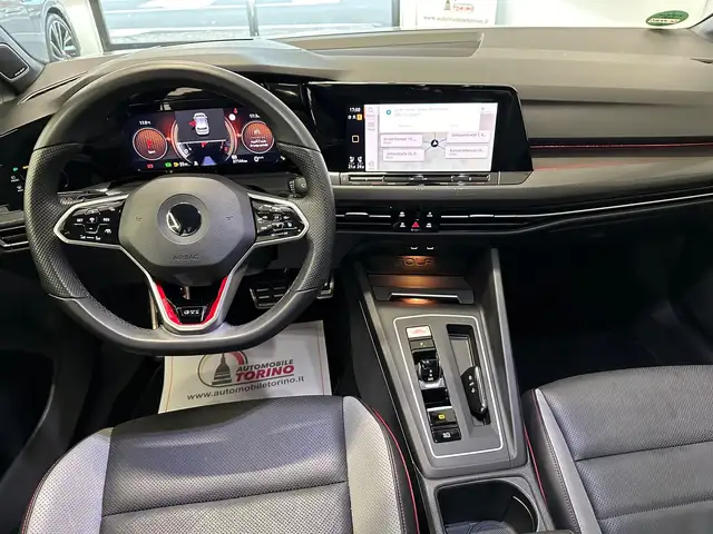 Volkswagen Golf view 10