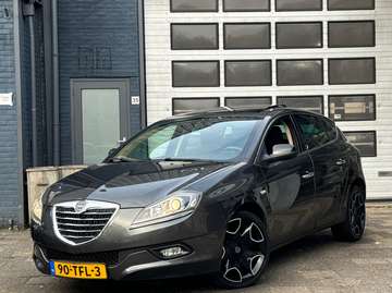 1.4 M.Air Lounge Clima | Cruise | PANO | PDC