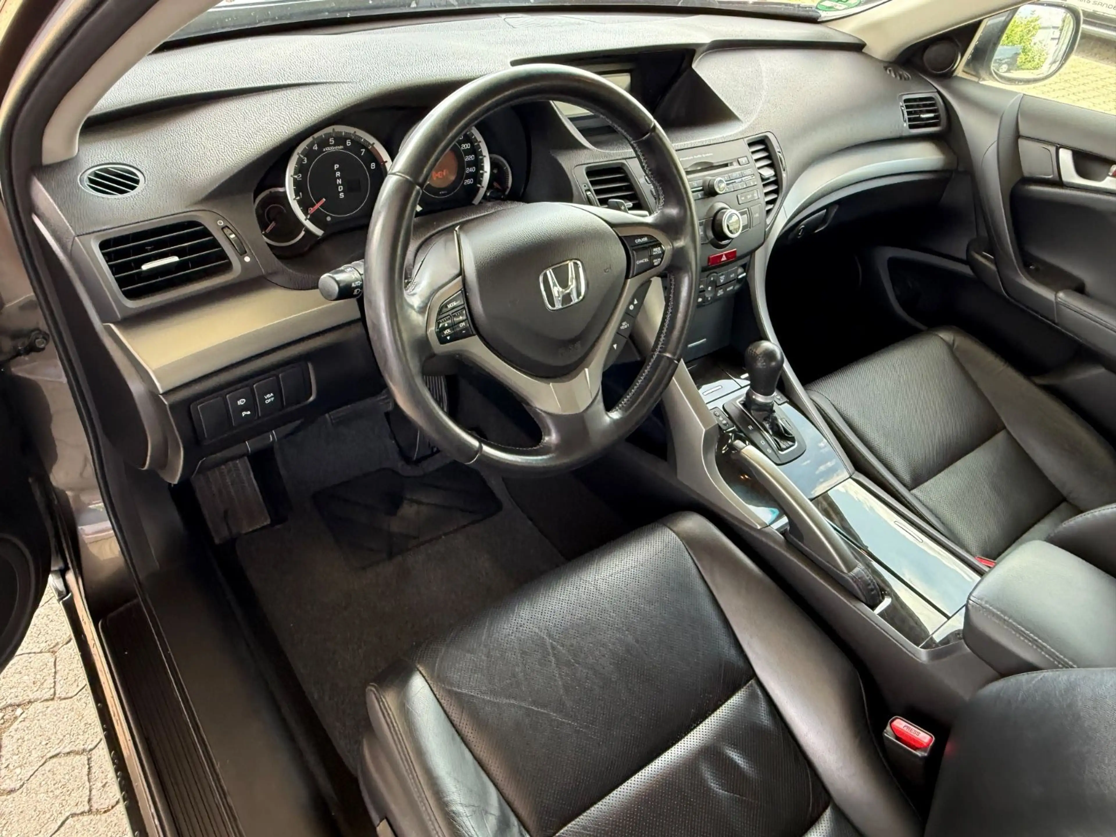 Honda Accord Lim. Executive Aut. Leder — photo 12