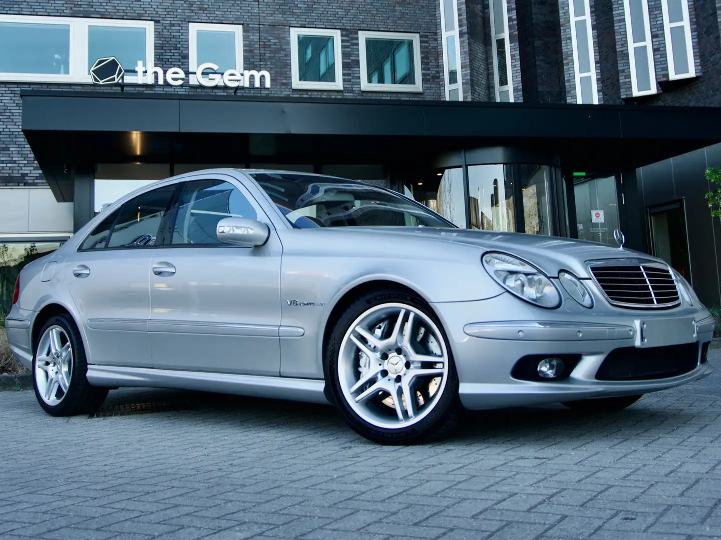 Mercedes-Benz E 55 AMG 476PS | 2. Hand | Voll. Historie | DE-auslieferung Plateado - 2