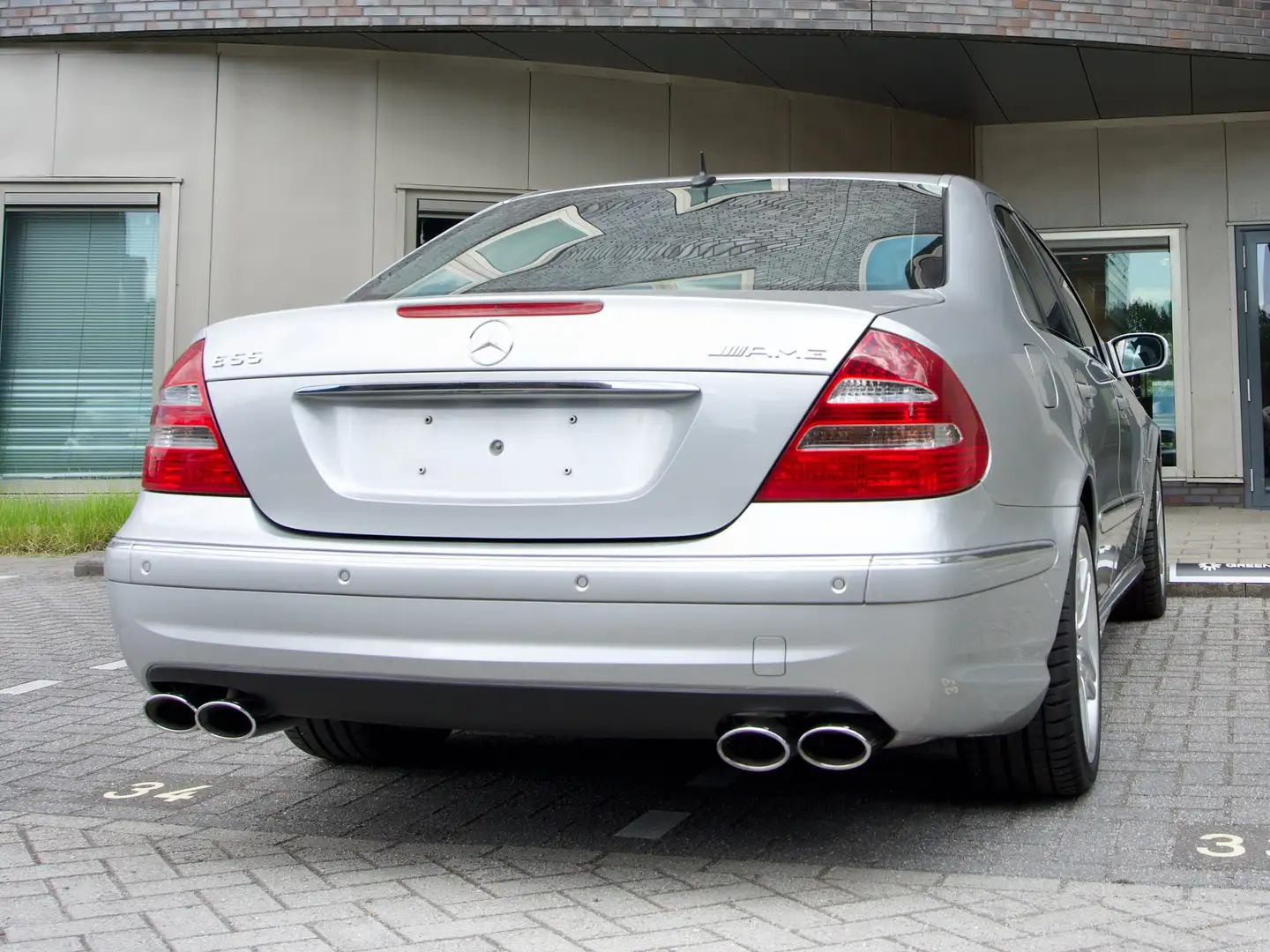 Mercedes-Benz E 55 AMG 476PS | 2. Hand | Voll. Historie | DE-auslieferung Argintiu - 2