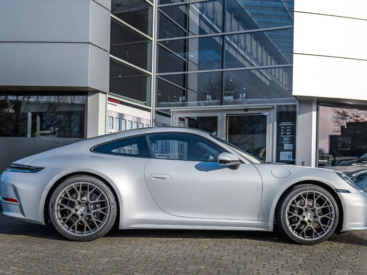 Porsche 992 911 Coupe 3.0 Carrera 394cv auto Grigio - 2