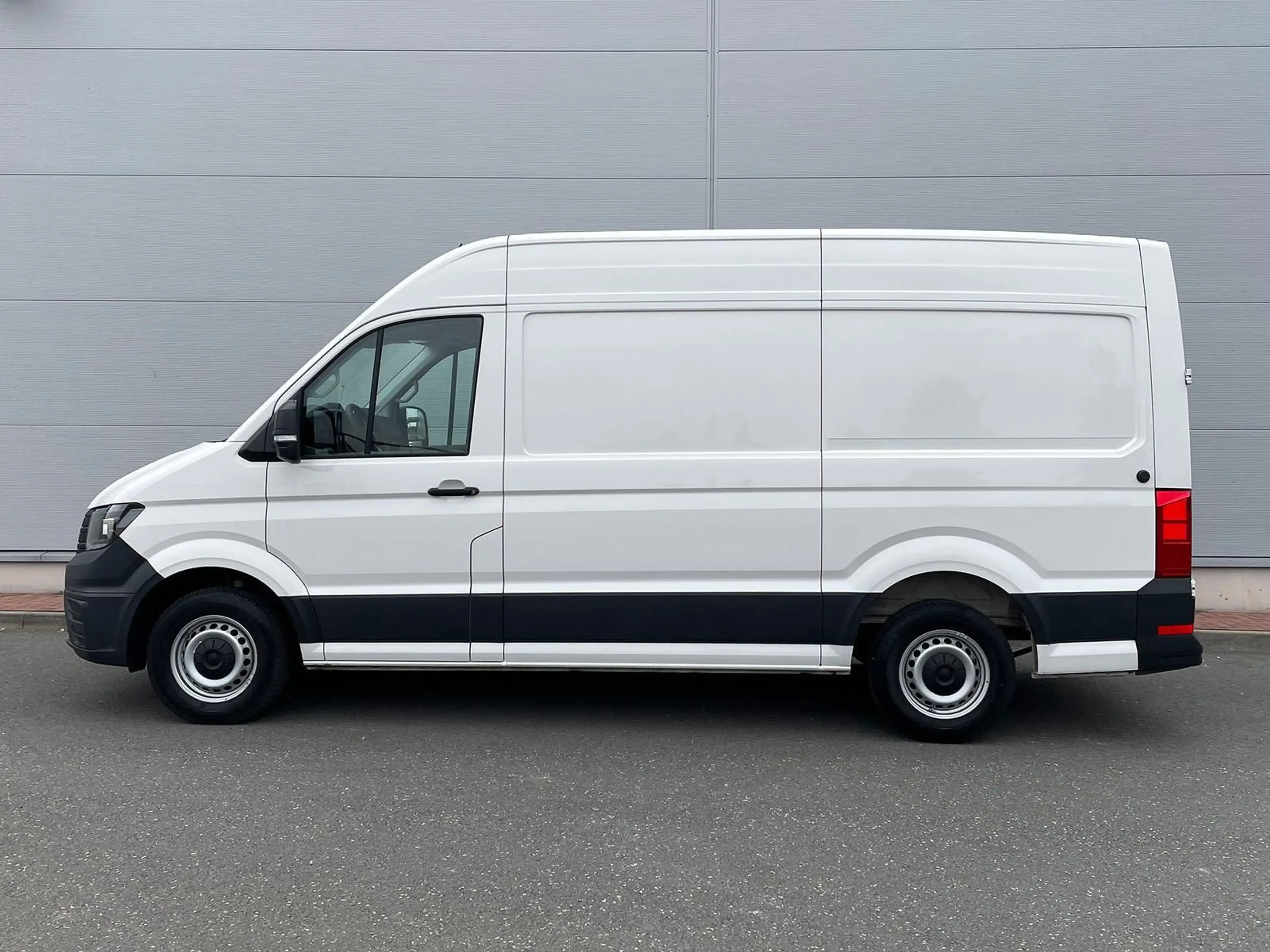 Volkswagen Crafter Kasten 35 L3H3 NAV AHK oh.Schäden 5J.Gar — photo 6