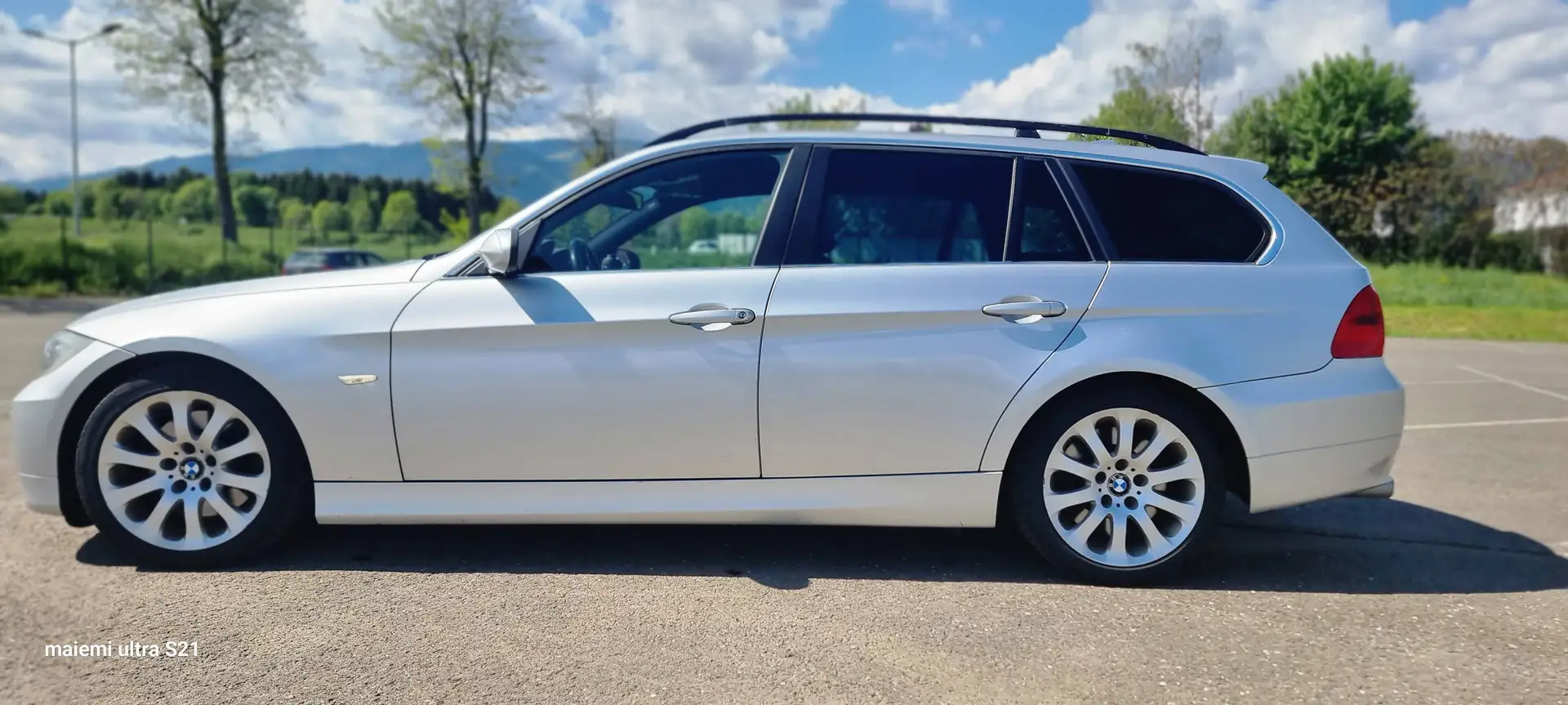 BMW 325 325tds touring Aut. Silber - 2