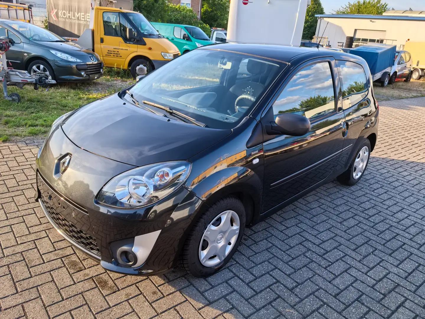Renault Twingo YAHOO! Zwart - 1