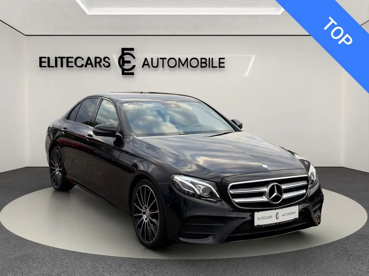 Mercedes-Benz E 220 D AMG-LINE AB WERK / PARKPILOT / SHZ / TOP Schwarz - 1