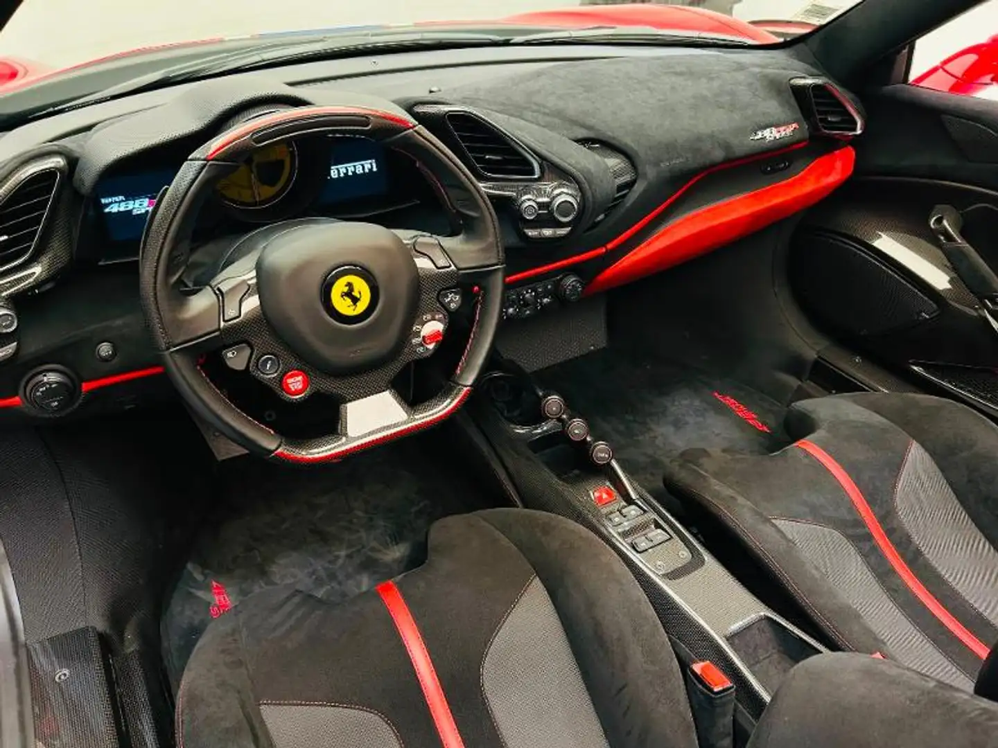 Ferrari 488 V8 3.9 T 720ch Pista Spider - 2