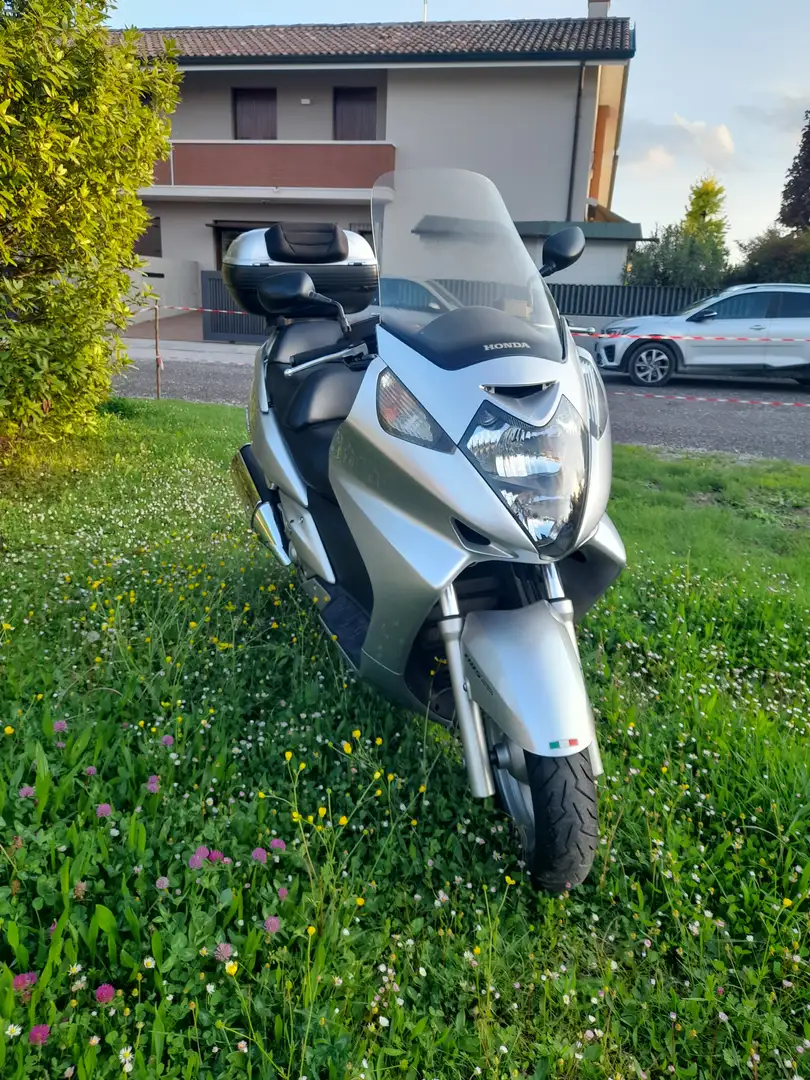 Honda Silver Wing ABS Argent - 1