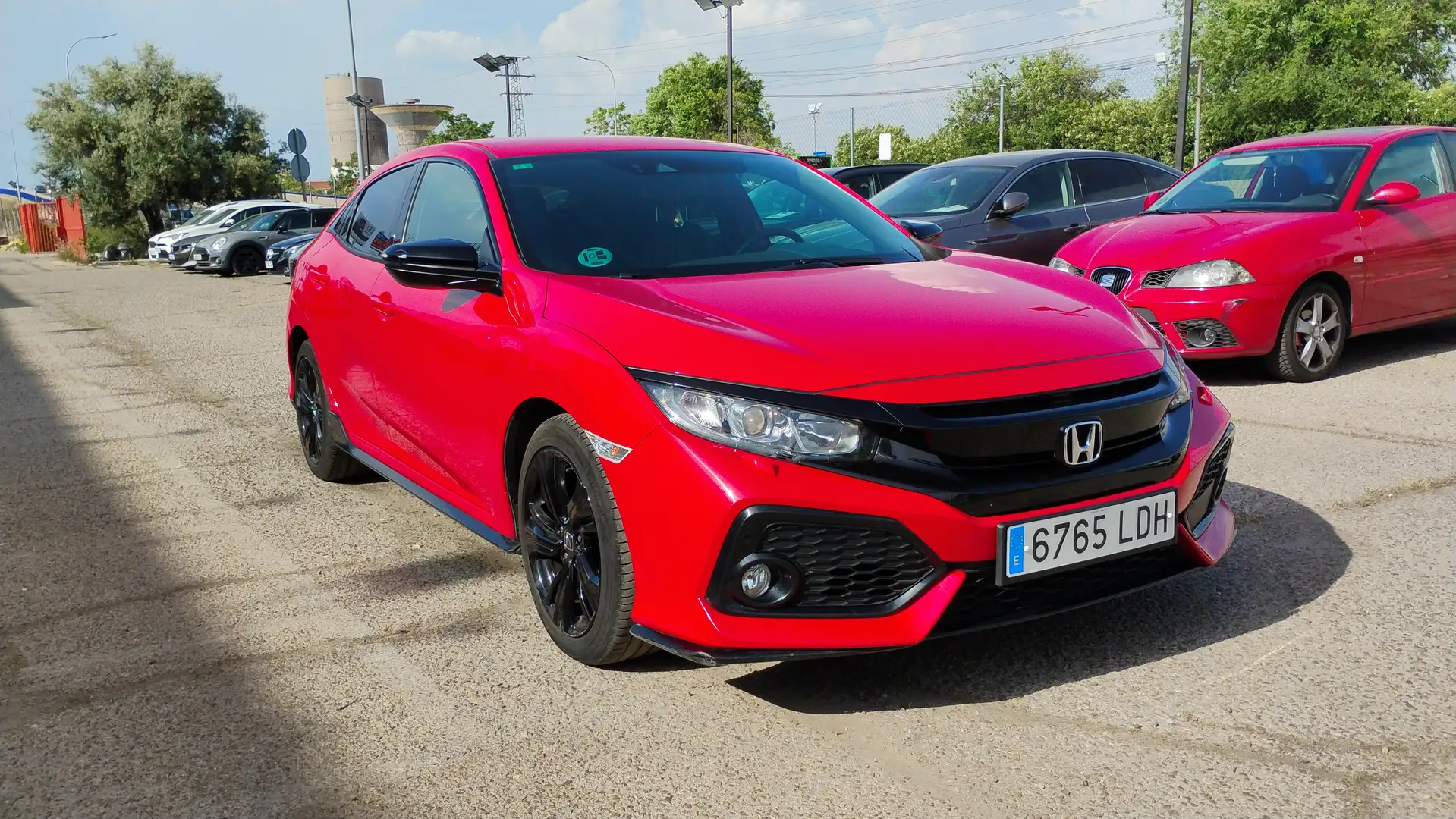Honda Civic 1.0 VTEC Turbo Dynamic Rouge - 1