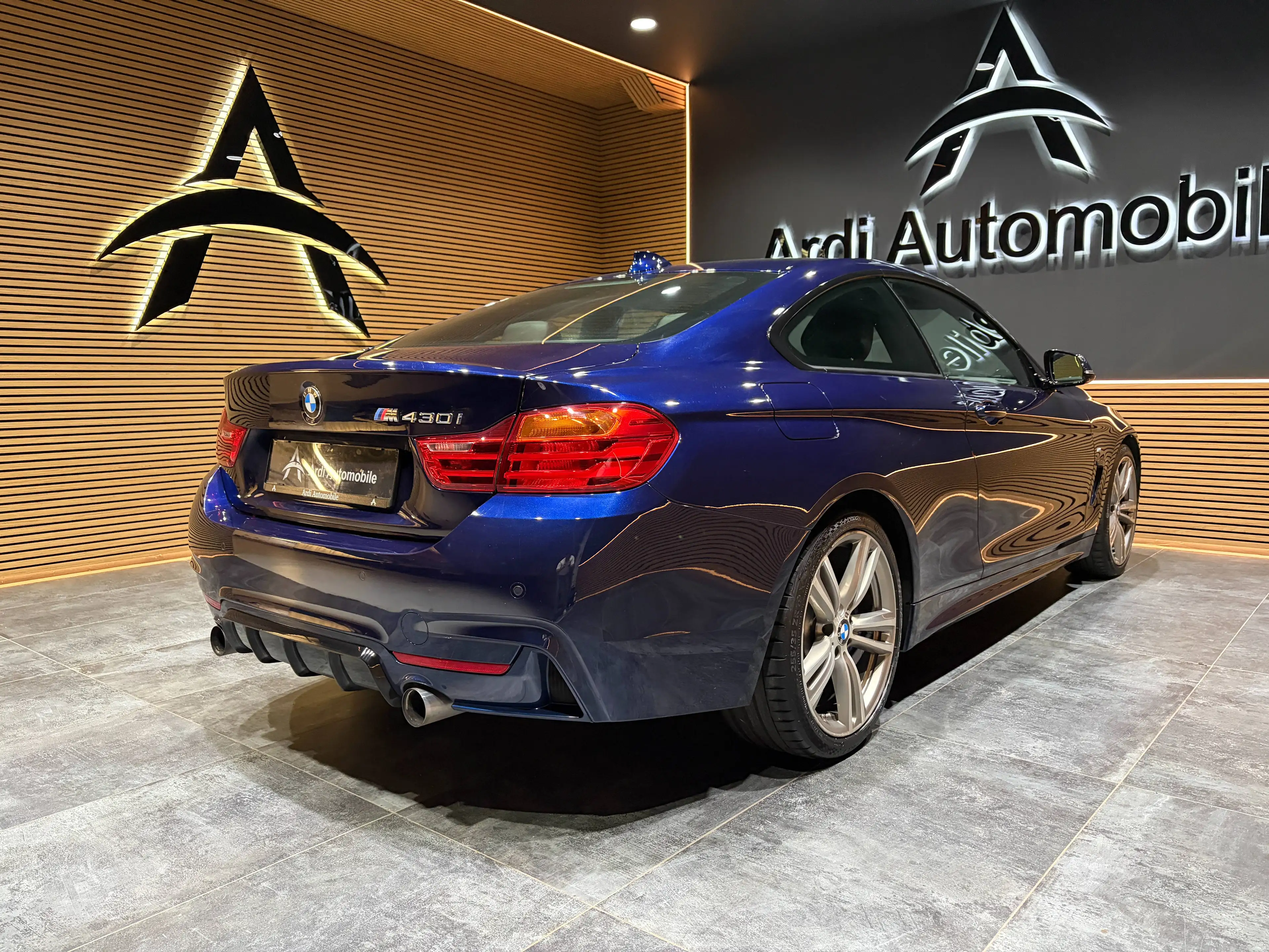 BMW 430 i Coupé *PACK M*CRUISE*CAPTEUR AV+AR*LED AMBIANCE*GARANTIE* — photo 4