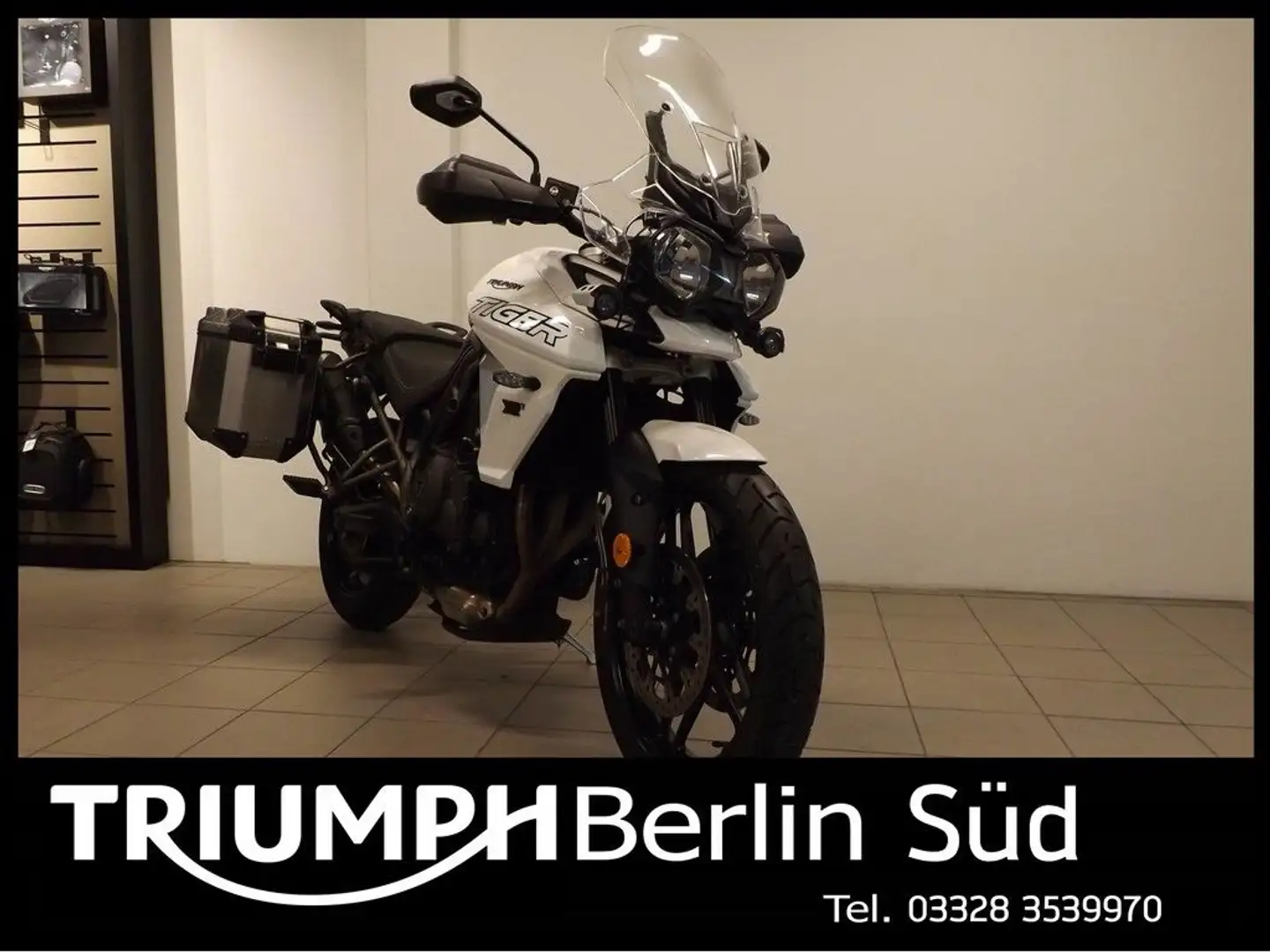 Triumph Tiger 800 XRX - 1