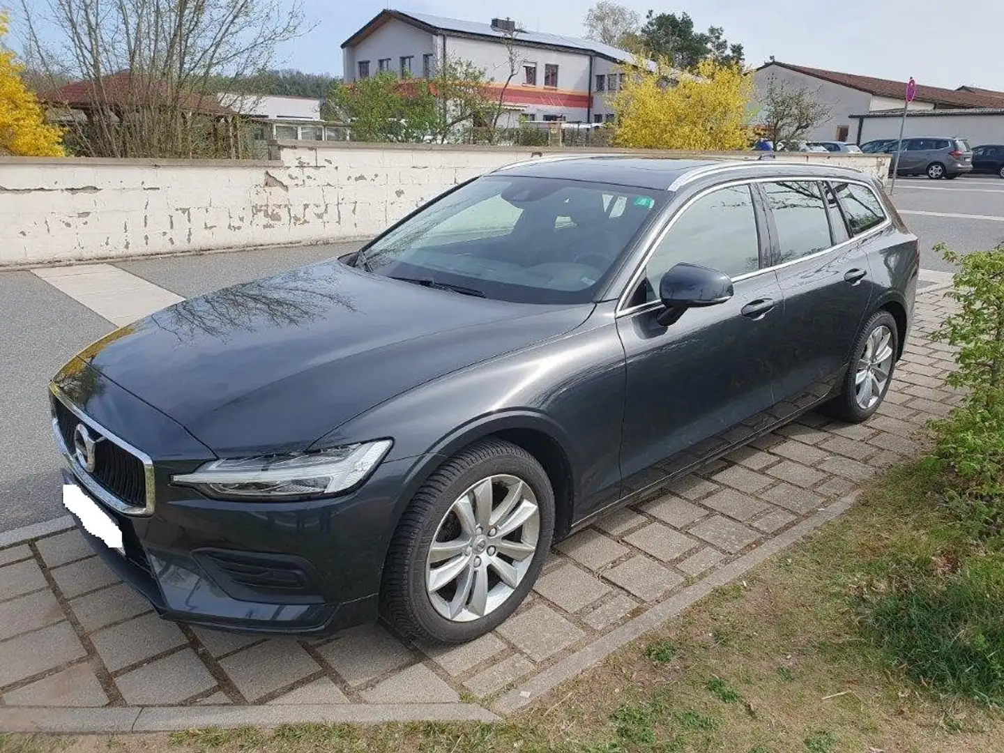 Volvo V60 V60 D4 Geartronic Momentum Pro Grau - 2