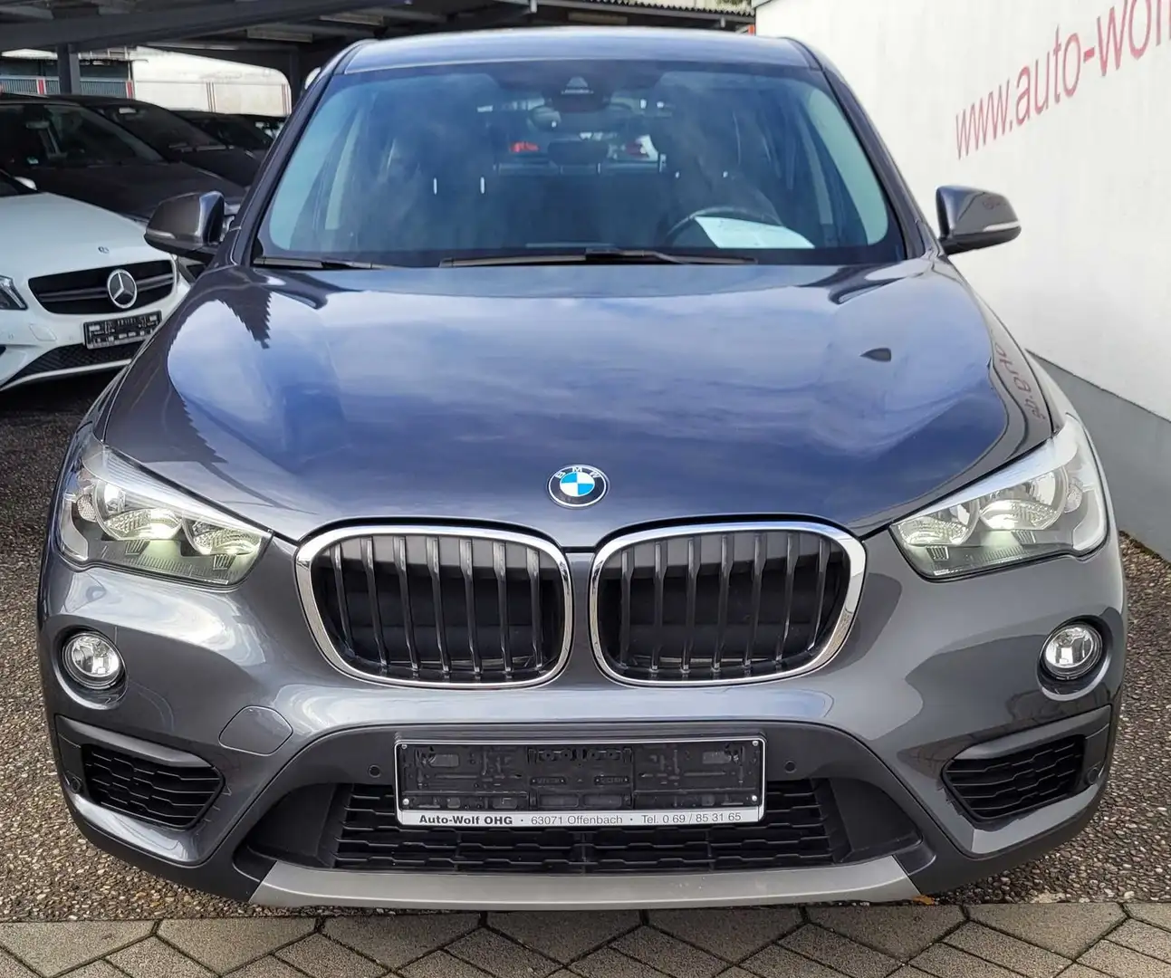 BMW X1 xDrive 20i advantage Leder, Navi, Memory, PTS Noir - 2
