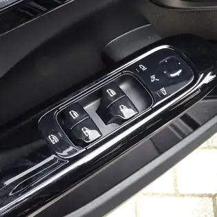 Annonce voiture d'occasion Mercedes-Benz C 200 - CARADIZE